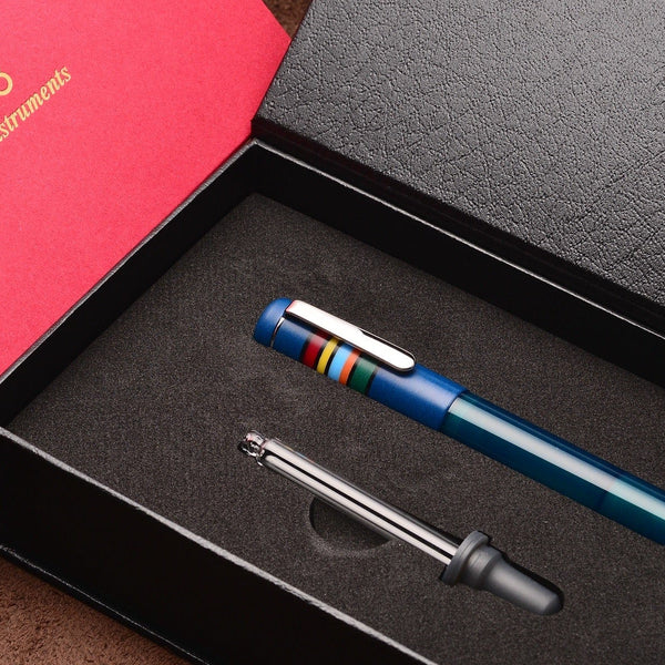 Fina Opus 88 Pluma Fantasia Blue - Plumin Aleman
